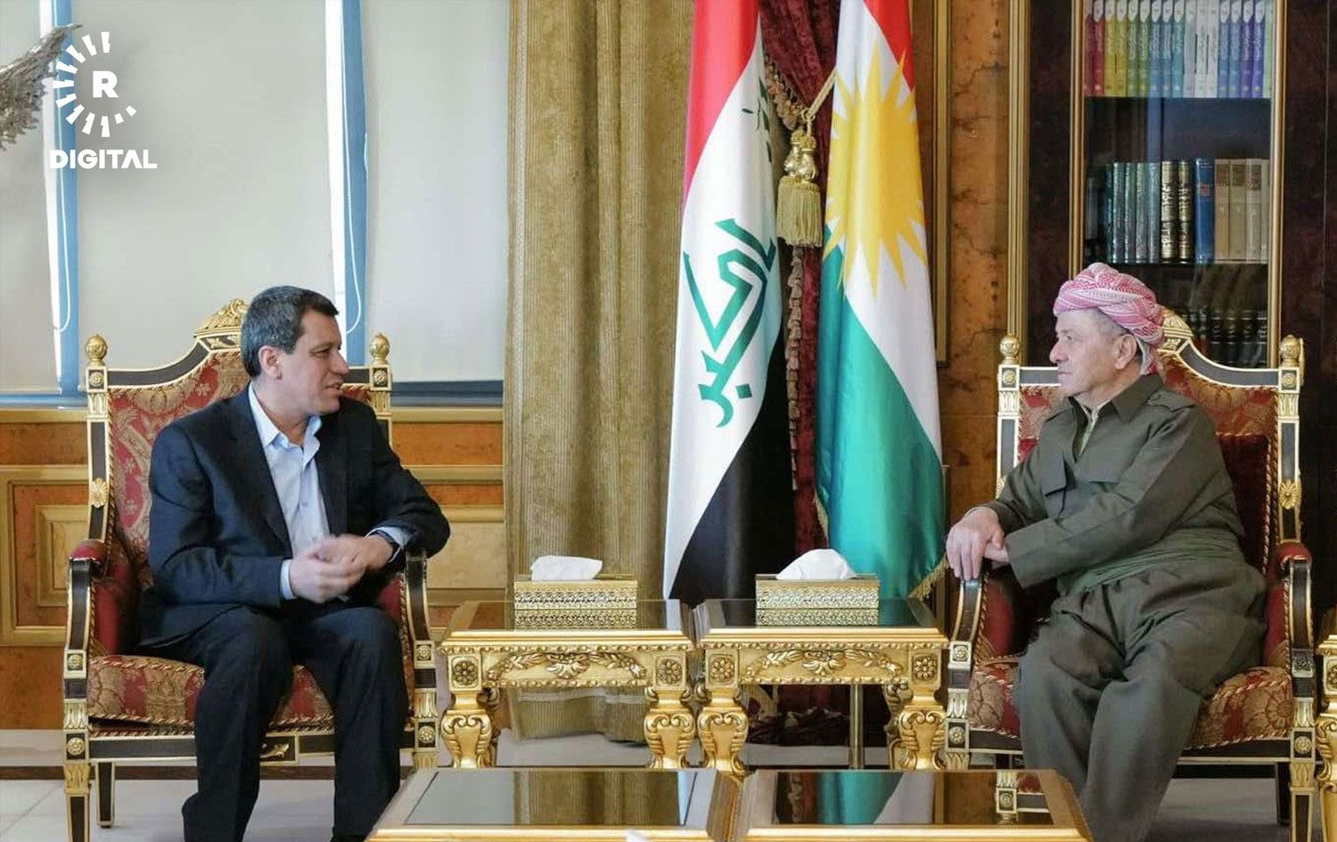 Başkan Mesud Barzani ile DSG Genel Komutanı Kobani arasındaki görüşmeden kare
