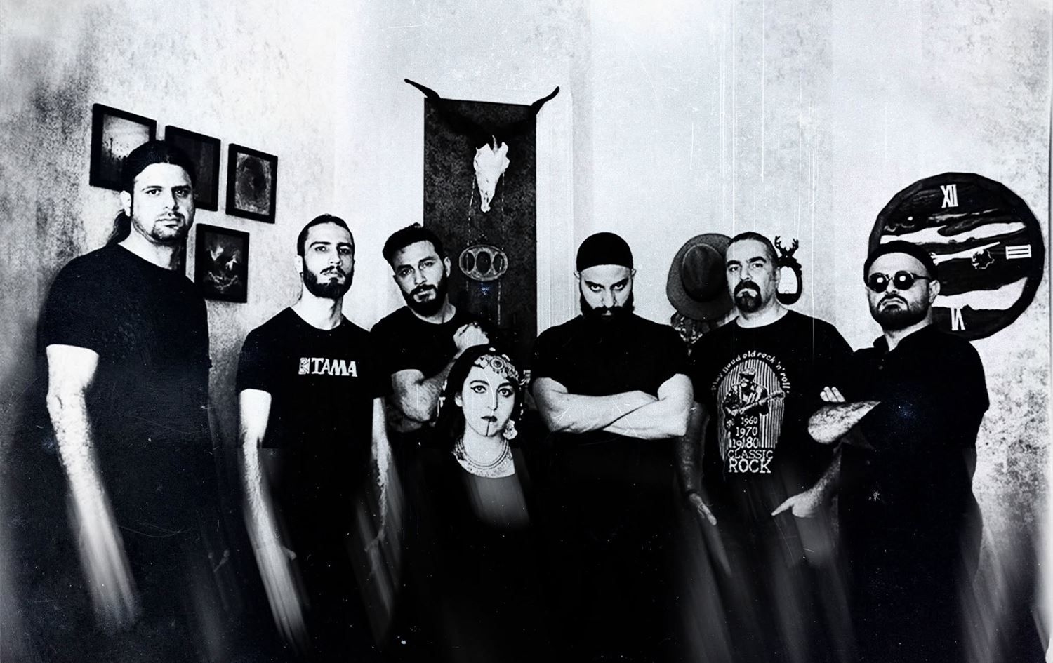 ئەمشەو گرووپی 'گوێزە کوێر' کۆنسێرتێک لە تاران سازدەکات