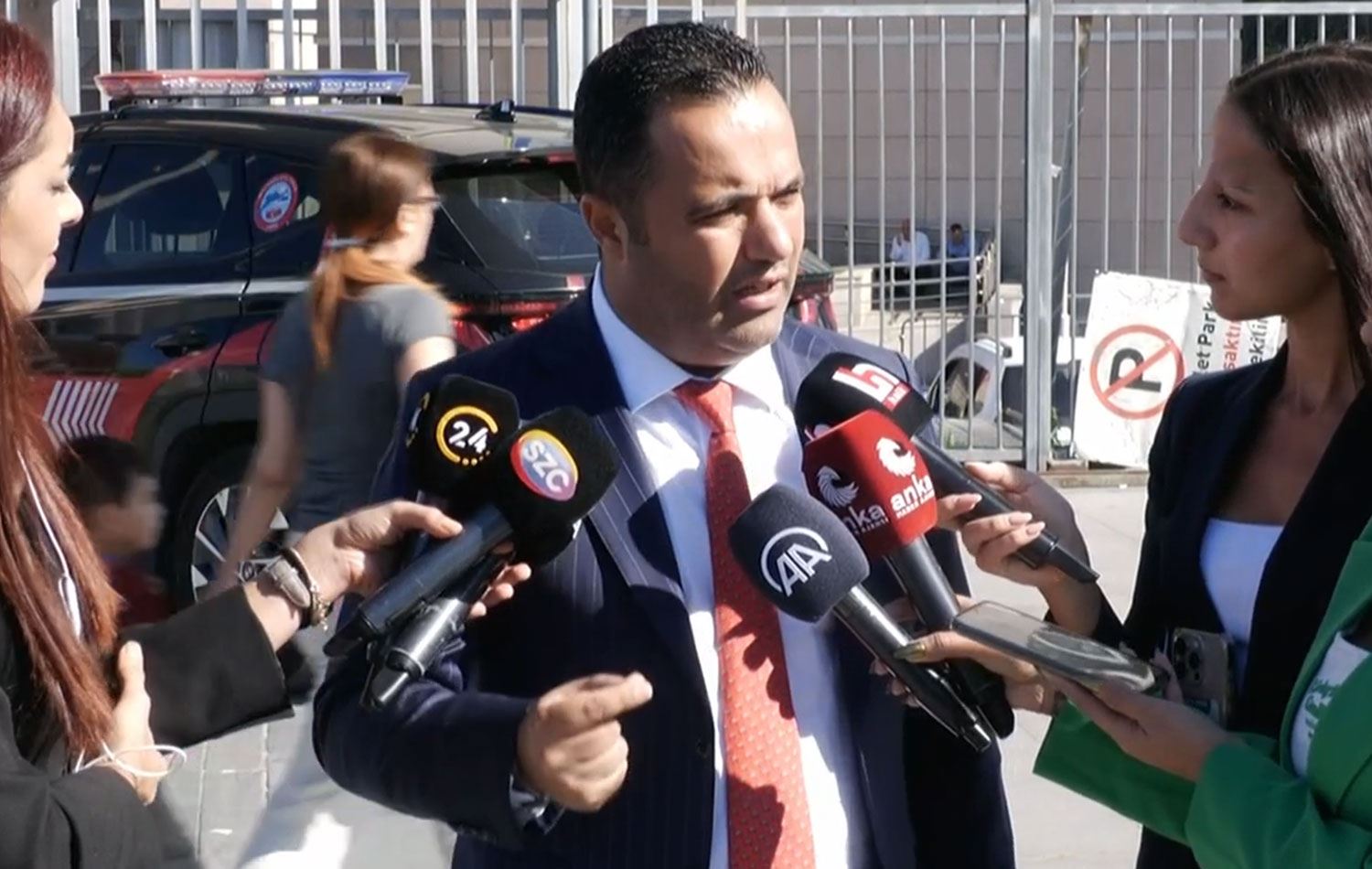 Pınar Gültekin ailesinin avukatı Rezan Epözdemir açıklma yaptı. / Foto: ANKA