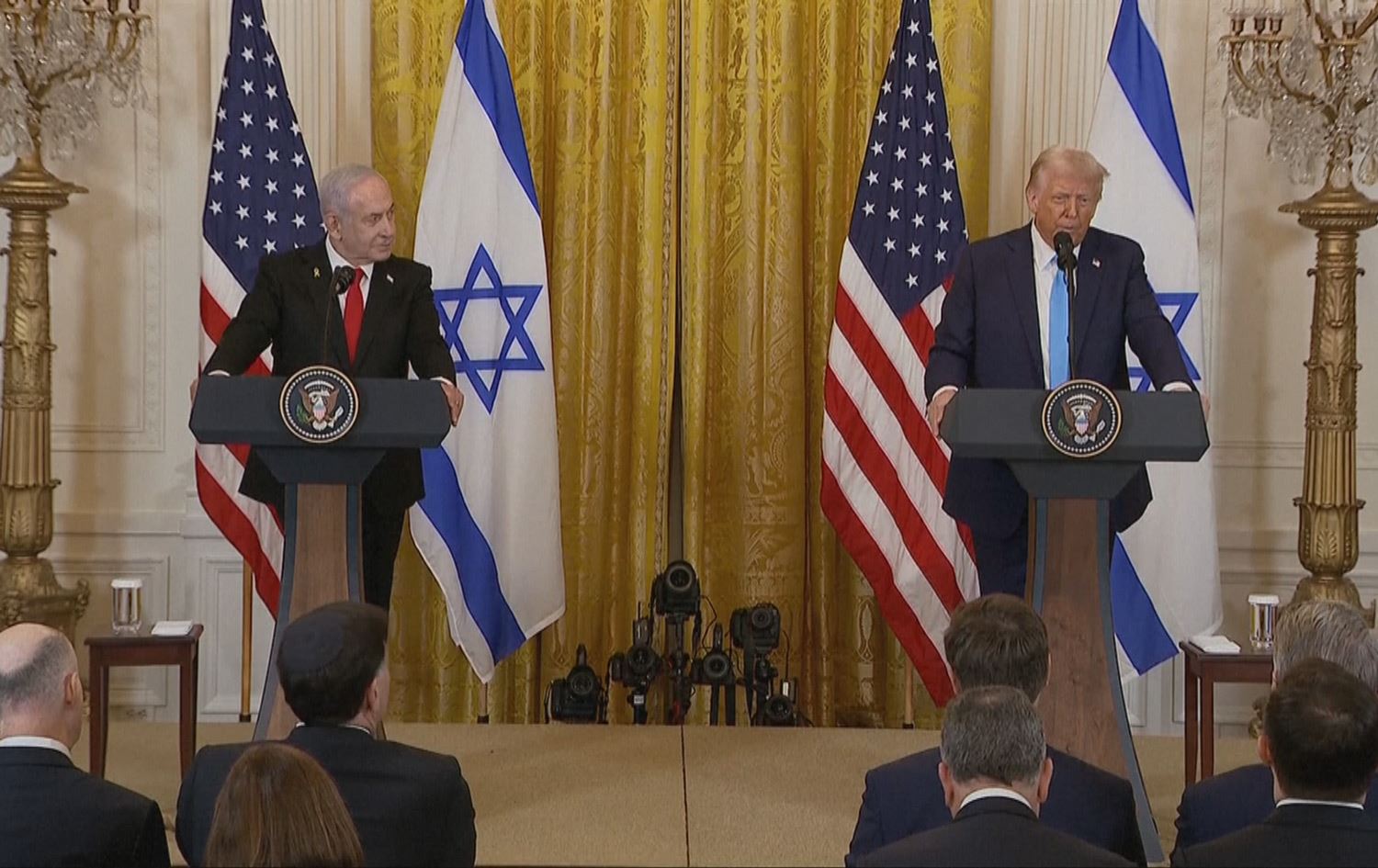 ترەمپ: دەست بەسەر غەززەدا دەگرین و پەرەی پێدەدەین