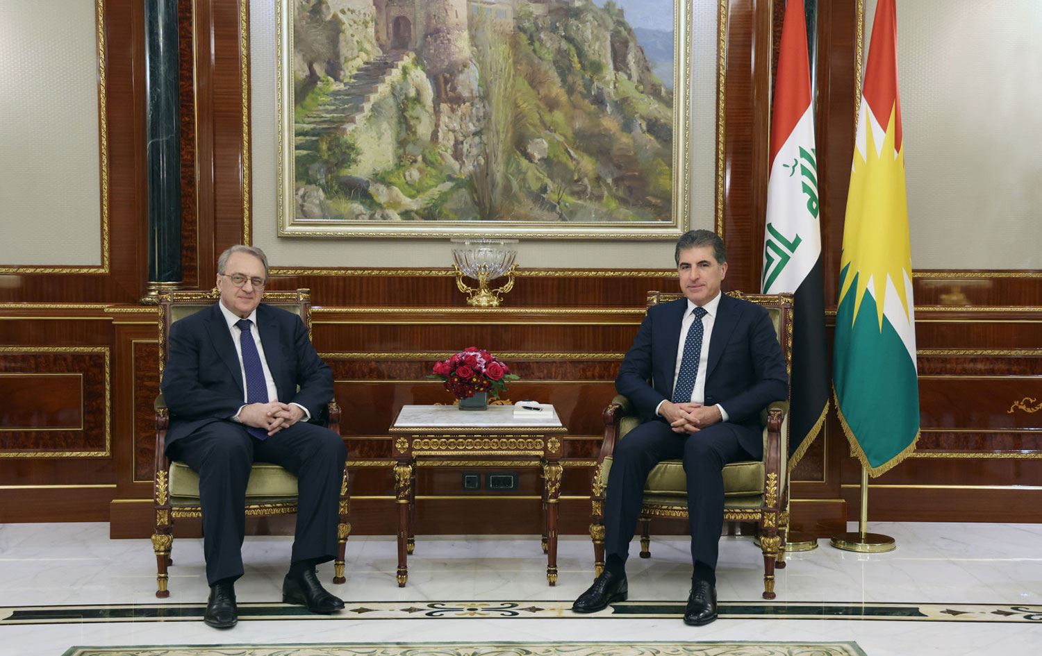 Kürdistan Bölgesi Başkanı Neçirvan Barzani ile Rusya Devlet Başkanı Özel Temsilcisi ve Dışişleri Bakan Yardımcısı Mihail Bogdanov / Foto: Kürdistan Bölgesi Başkanlığı