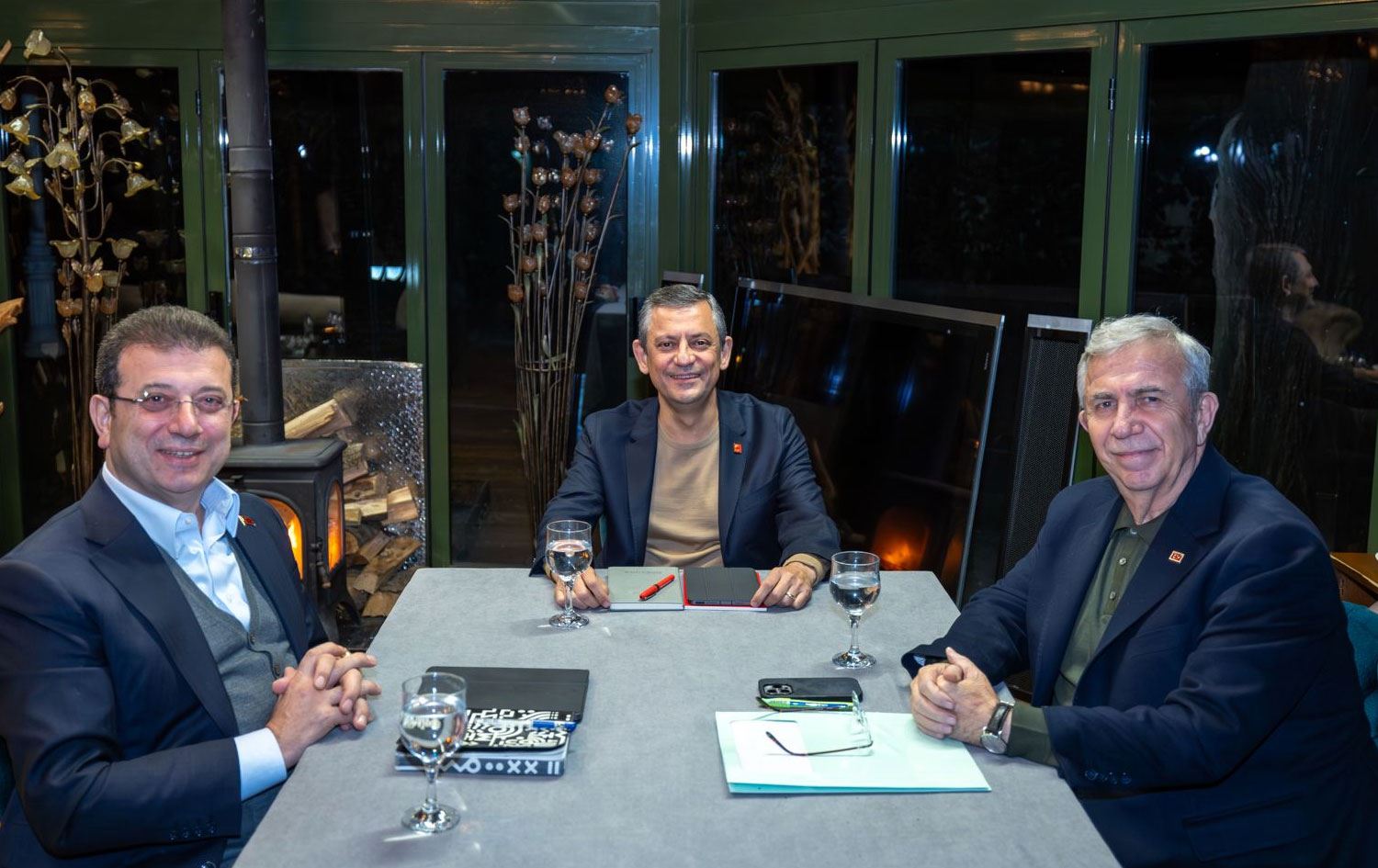 Ozgur Ozel, Ekrem Îmamoglu û Mansur Yavaş / Wêne: @eczozgurozel