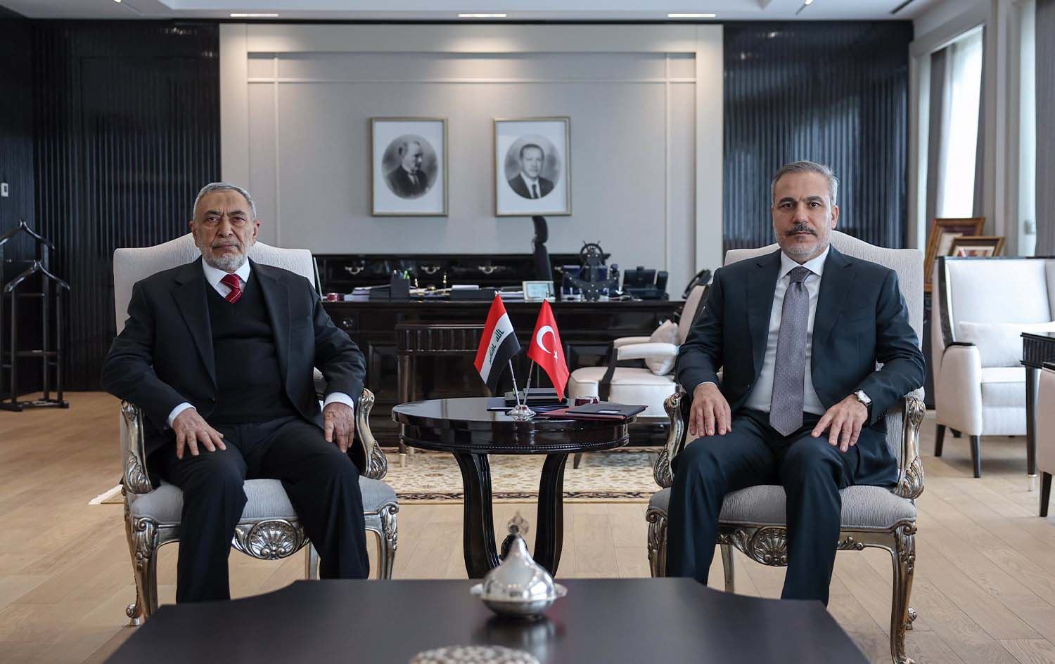Foto: Türkiye Dışişleri Bakanı Hakan Fidan ve Irak Parlamento Başkanı Mahmud Meşhedani/Türkiye Dışişleri Bakanlığı