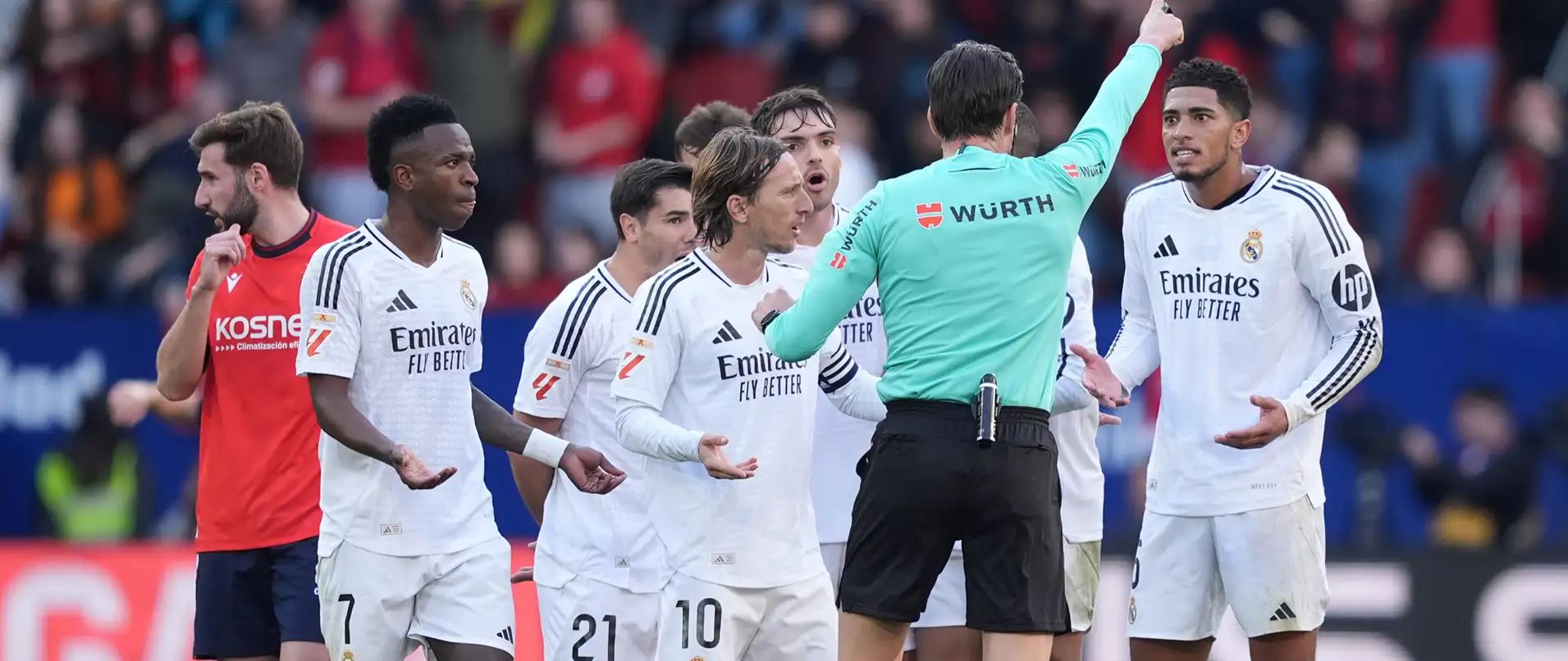 ساتی کارتە سوورەکەی بێلینگهام