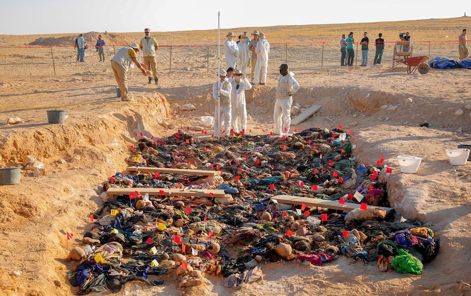 رووفاتی 32 کوردی ئێزدی دەگەڕێندرێنەوە شنگال