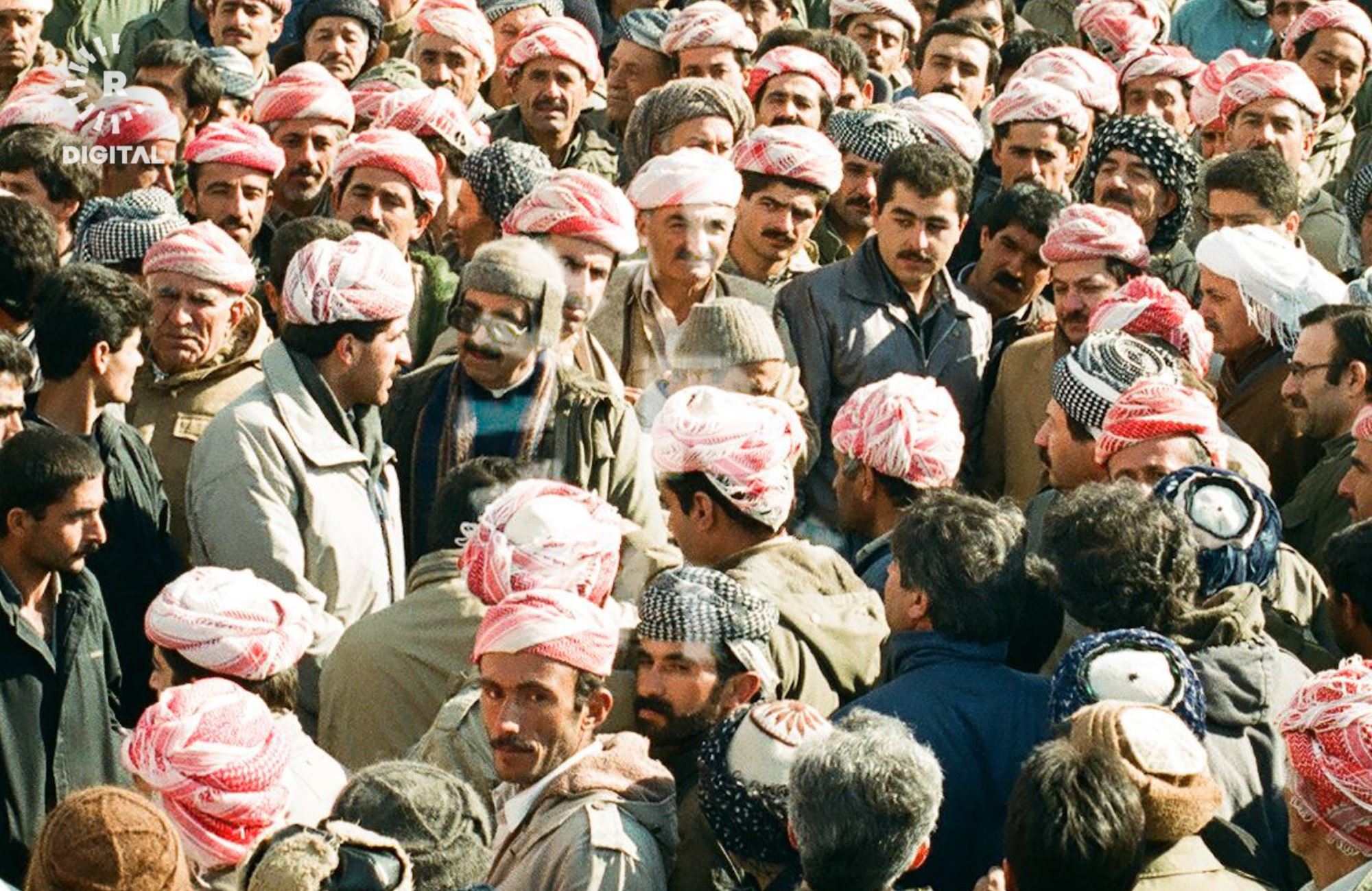 بۆ یەکەم جار کۆمەڵێک وێنەی رێوڕەسمی بەخاکسپاردنی هەژار موکریانی لە رووداو بڵاودەکرێنەوە