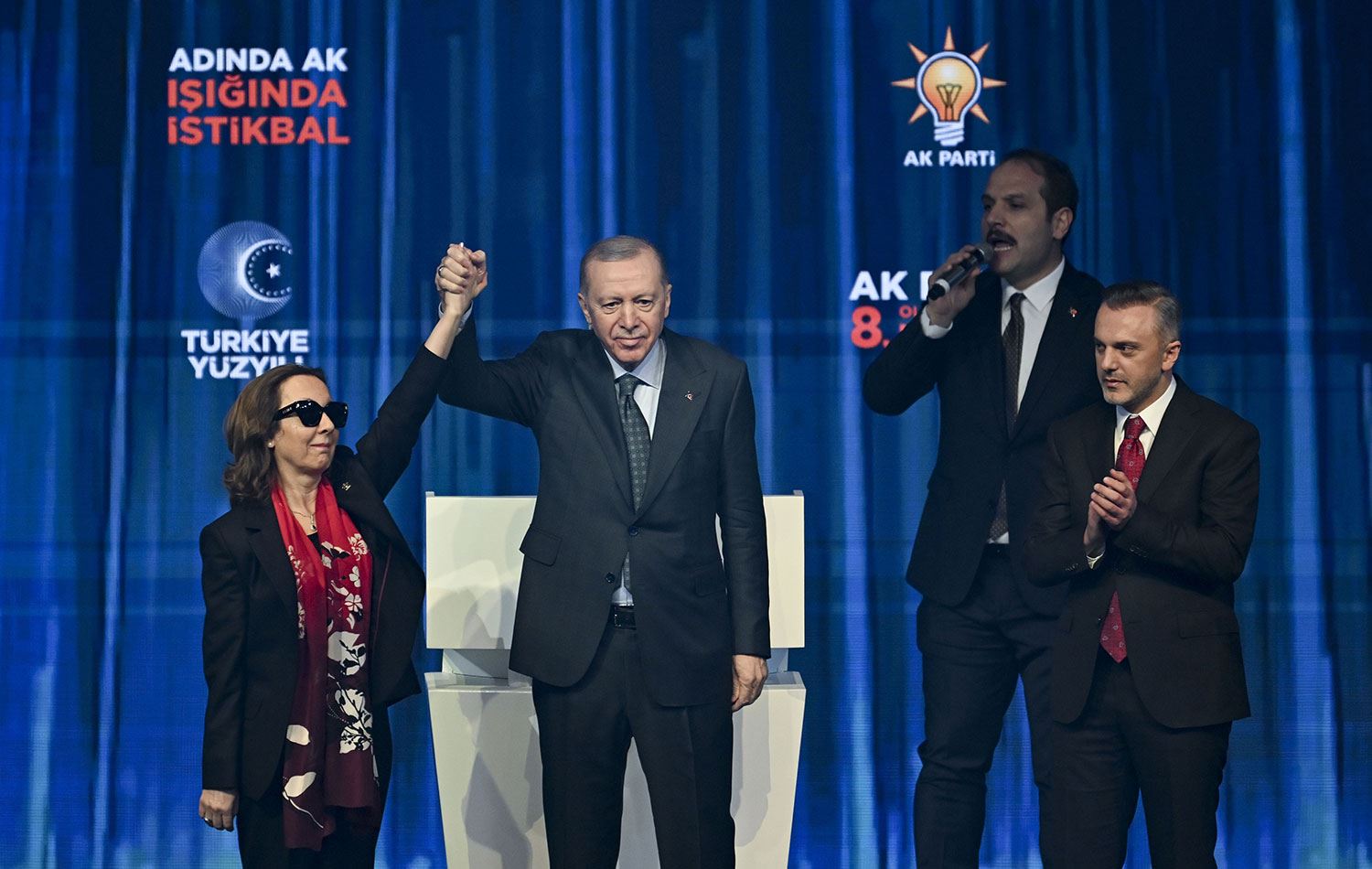 Serap Yazıcı Özbudun 8'inci Olağan Kongre'de AK Parti'ye katılmıştı. / Foto: AA