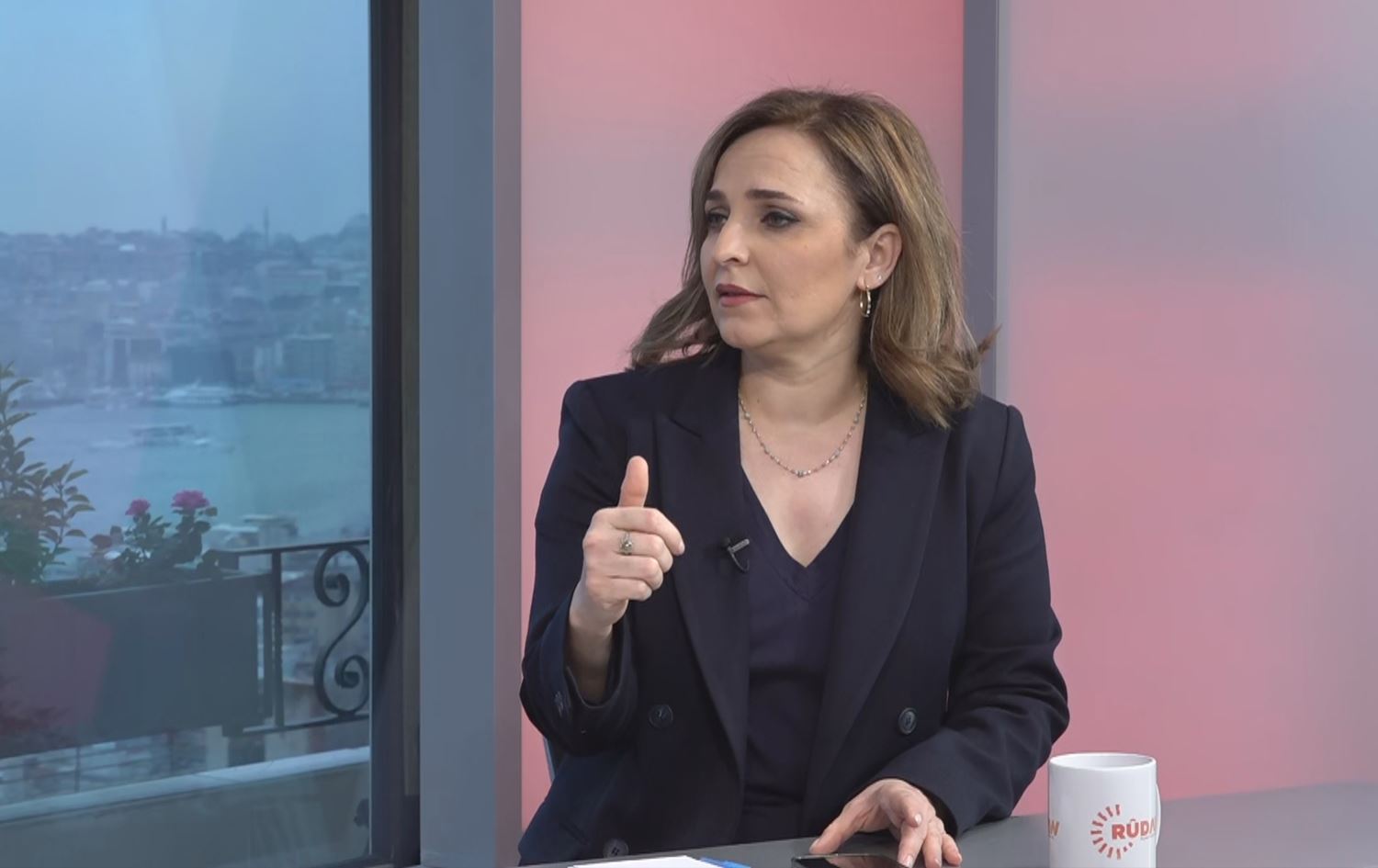 ئایشەگوڵ دۆغان، گوتەبێژی پارتی یەکسانی و دیموکراسیی گەلان (دەم پارتی)