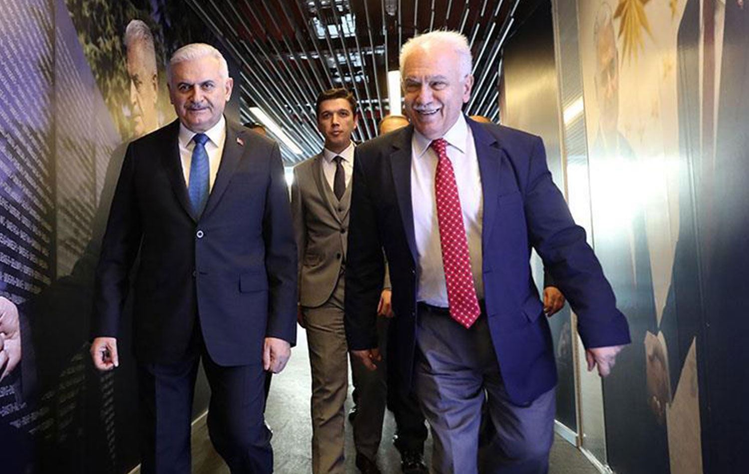 Binali Yıldırım (solda) ve Doğu Perinçek / AA/ Arşiv