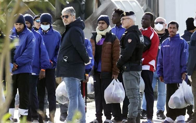 Koçberên li Îtalyayê / Wêne: Ajans