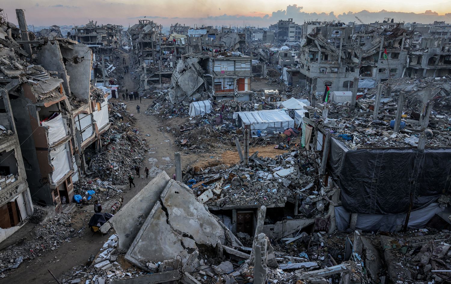 ئیسرائیل دەستی بە هێرشەکانی بۆ سەر کەرتی غەززە کردەوە