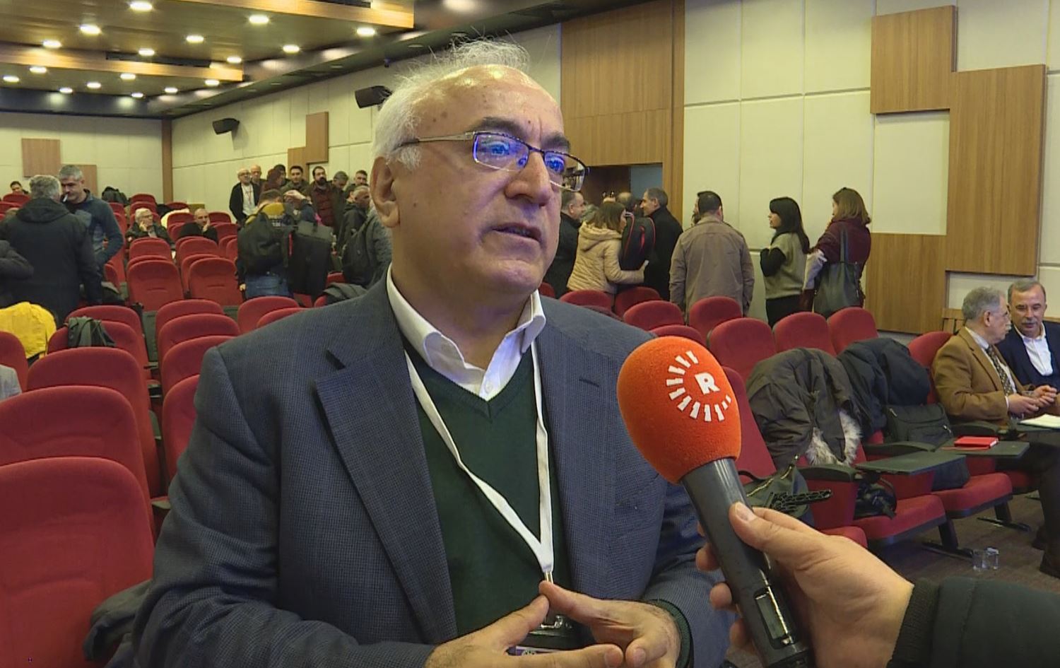  Serokê Komisyona Hiqûqê ya DEM Partiyê Ozturk Turkdogan / Wêne: Rûdaw