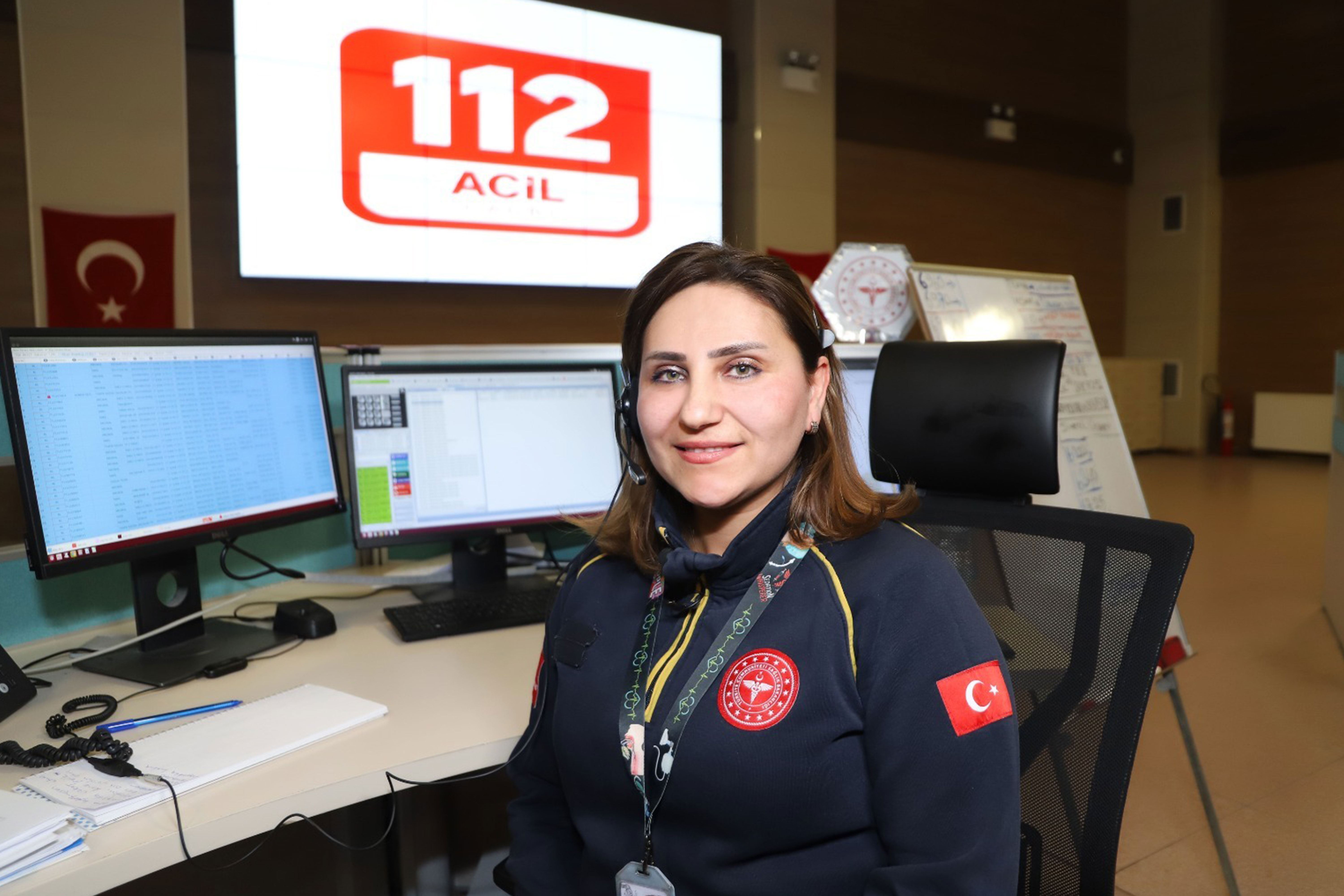 Bebeği kurtaran Acil Tıp Teknikeri (ATT) Zehra Tankuş. / Foto: AA