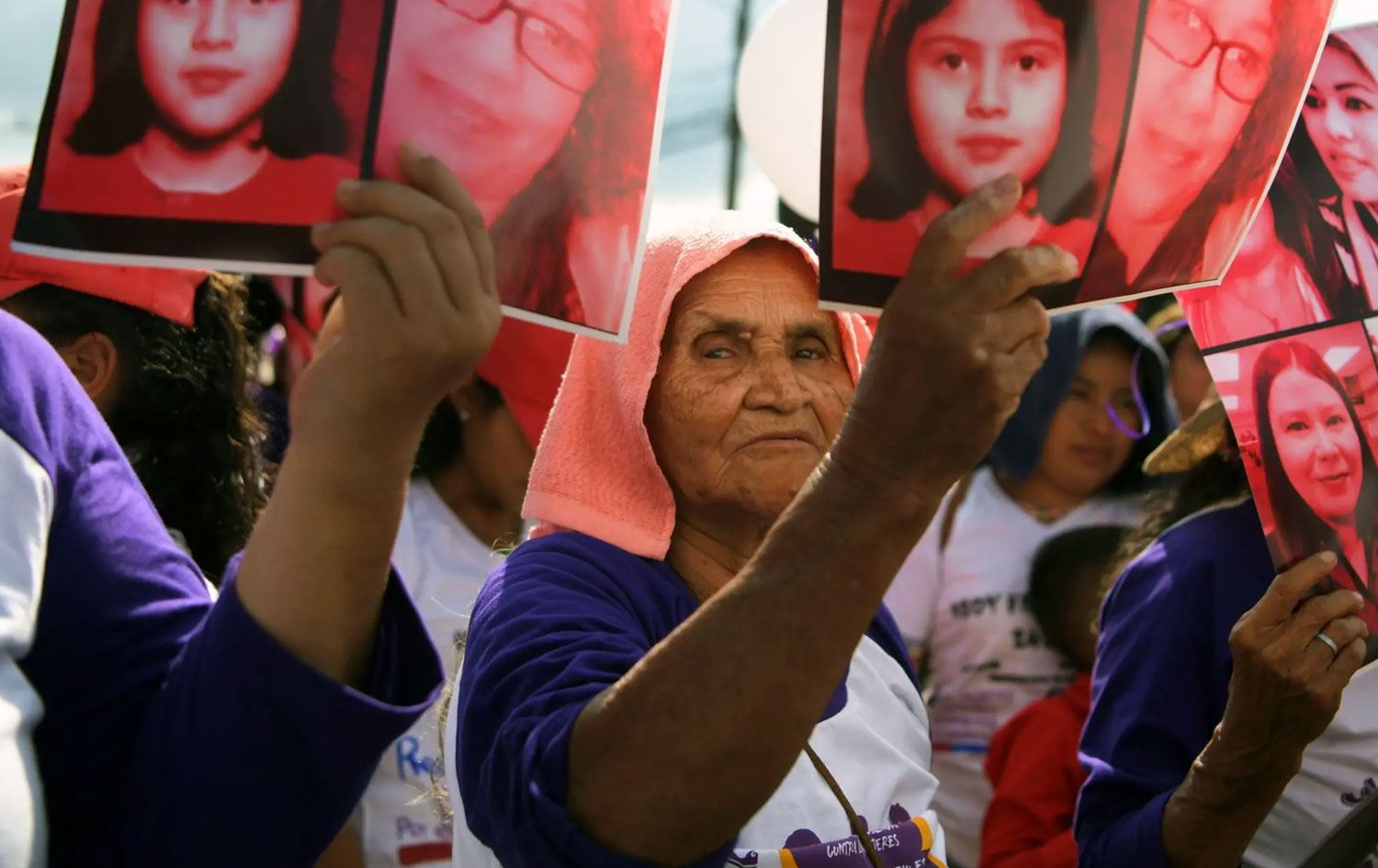 Li El Salvadorê xwenîşandaneke jinan / Wêne: Getty Images-Arşîv