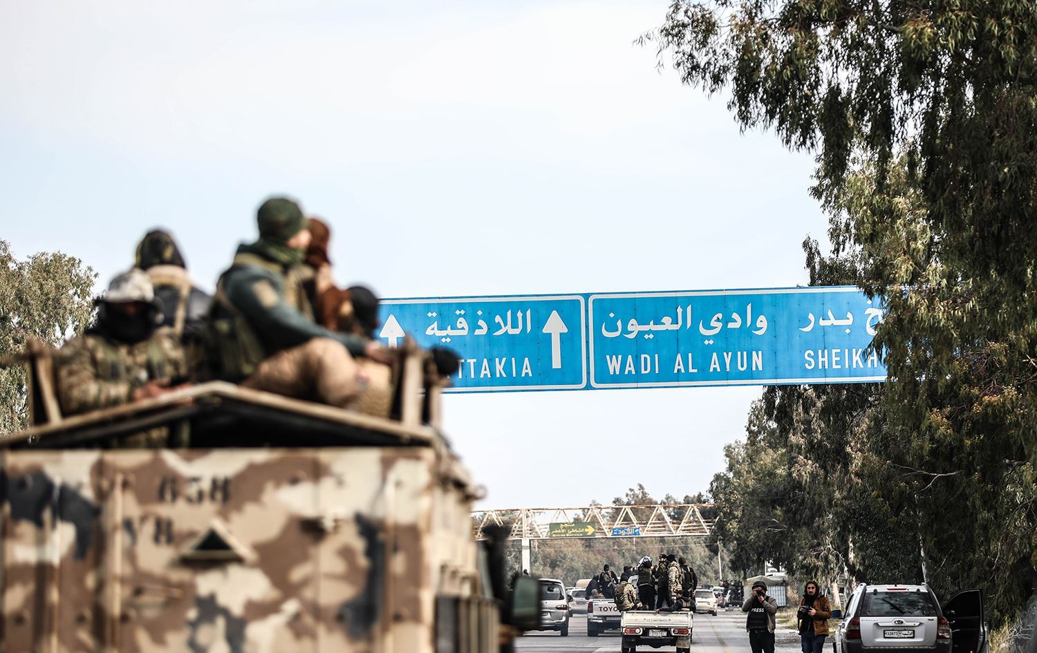 Hêzên hikûmeta Şamê diçin Laziqiyeyê / Wêne: AFP