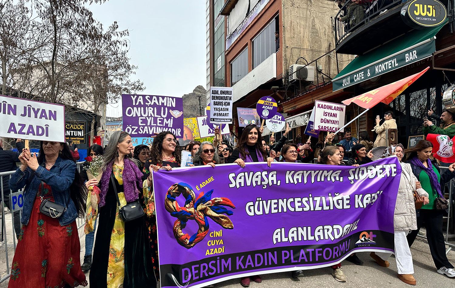 Dersim'de 8 Mart coşkuyla kutlandı. / Foto: Ali Haydar Gözlü / Rûdaw