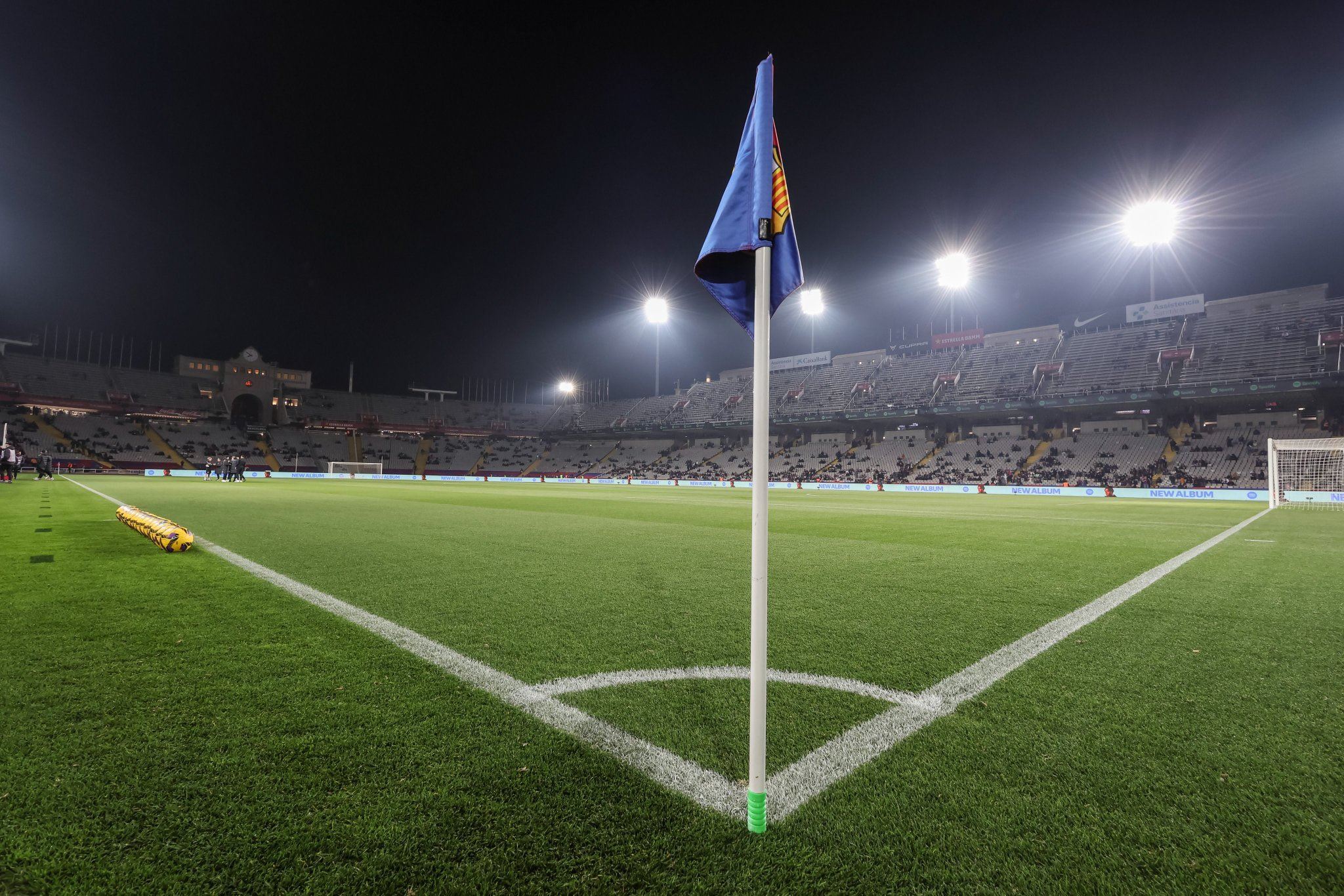 بەهۆی کۆچی دوایی پزیشکێکەوە، یاریی بارسا و ئۆساسۆنا دواخرا