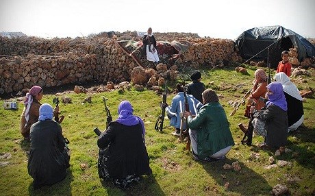 Çiyayê Şingalê: Şêr şêr e! Çi jin e, çi mêr e!