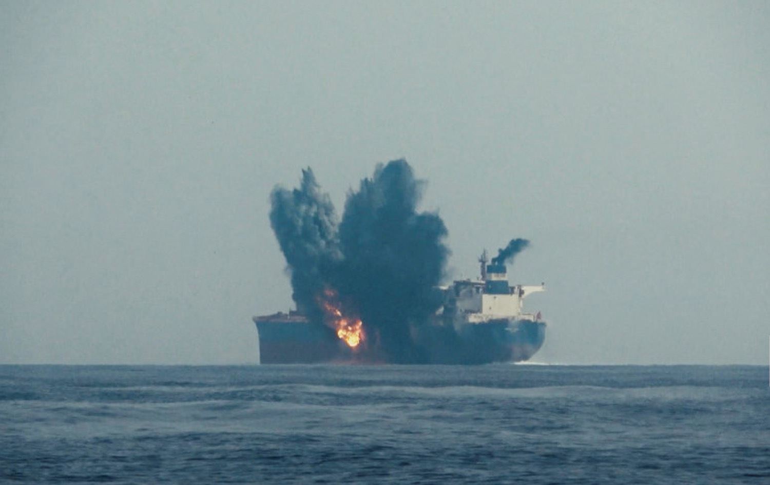 حووسیەکان هەڕەشە دەکەن: گەیاندنی هاوکاری بۆ غەززە چارەسەر نەبێت، ئیسرائیل دەکەینەوە ئامانج