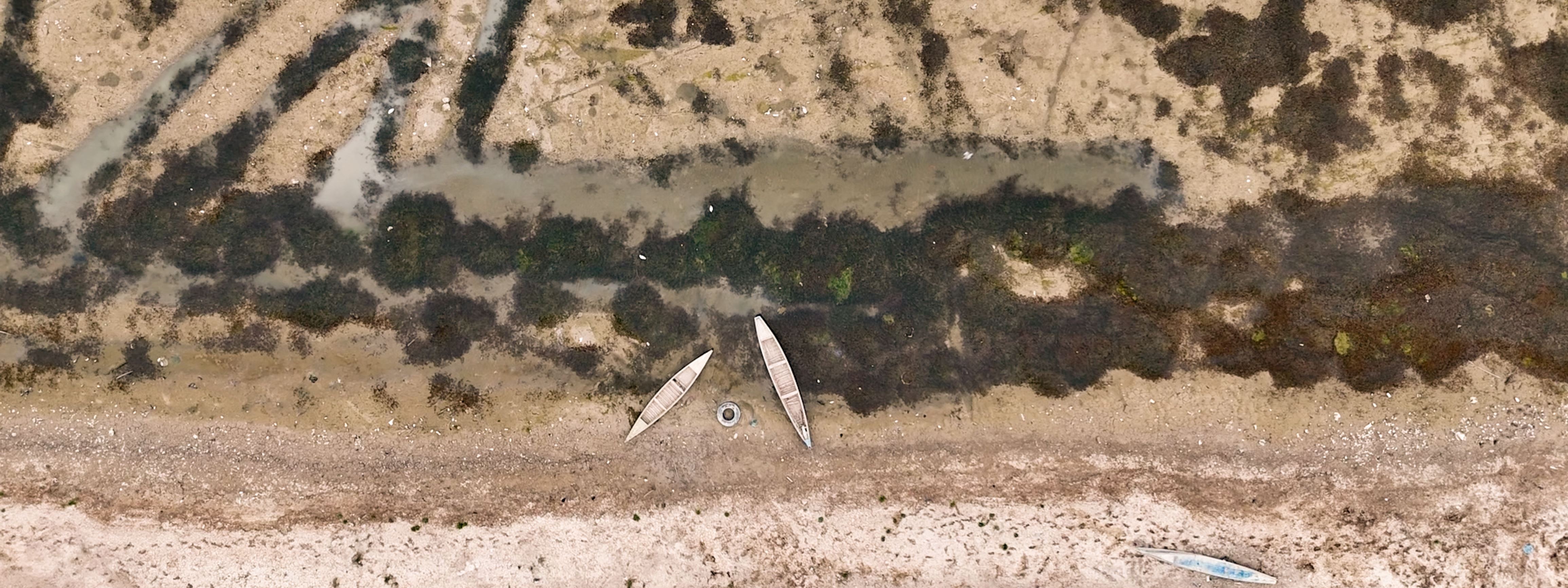 وشکبوونی رووباری ئەبولحیە لە زیقار، شێوەی تابلۆیەکی هونەریی خەمناک دەدات