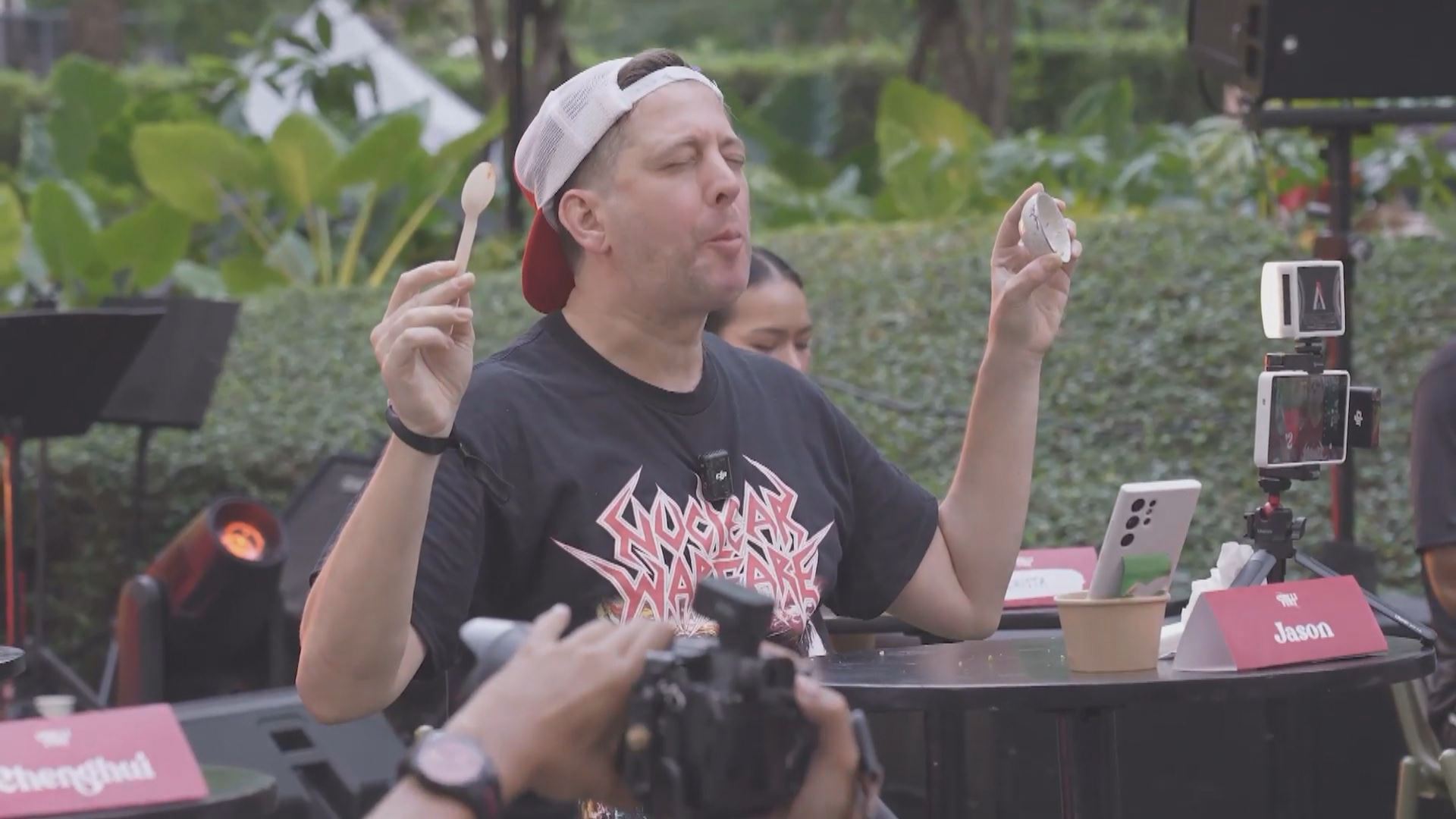 لە بانگکۆک پێشبڕکێی تاقیکردنەوەی توونترین خواردن سازکرا