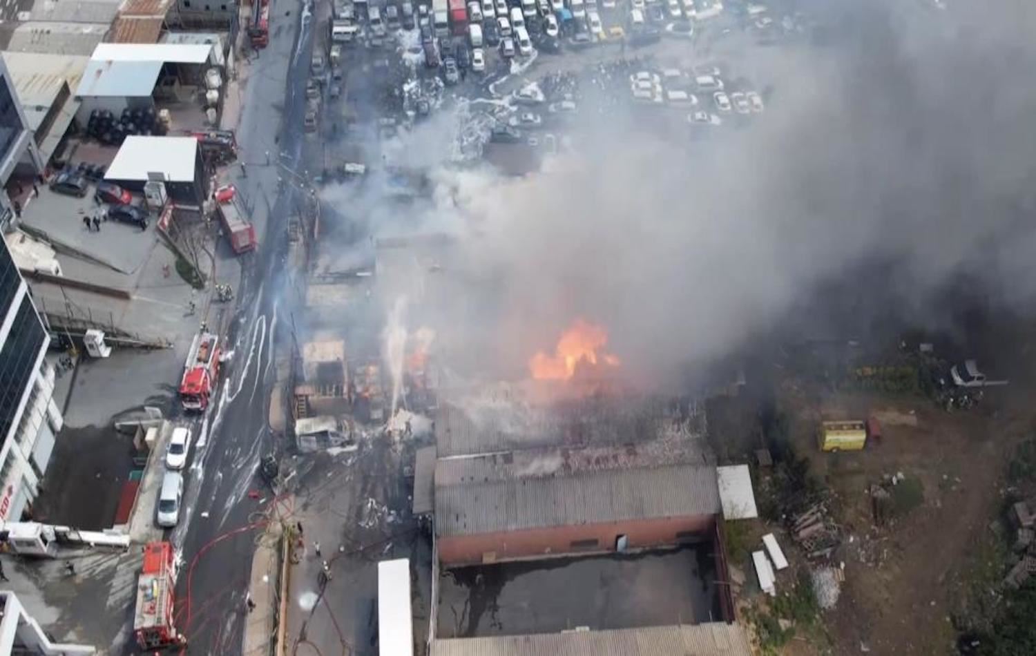 İkitelli de yangın / Fotoğraf: İHA 