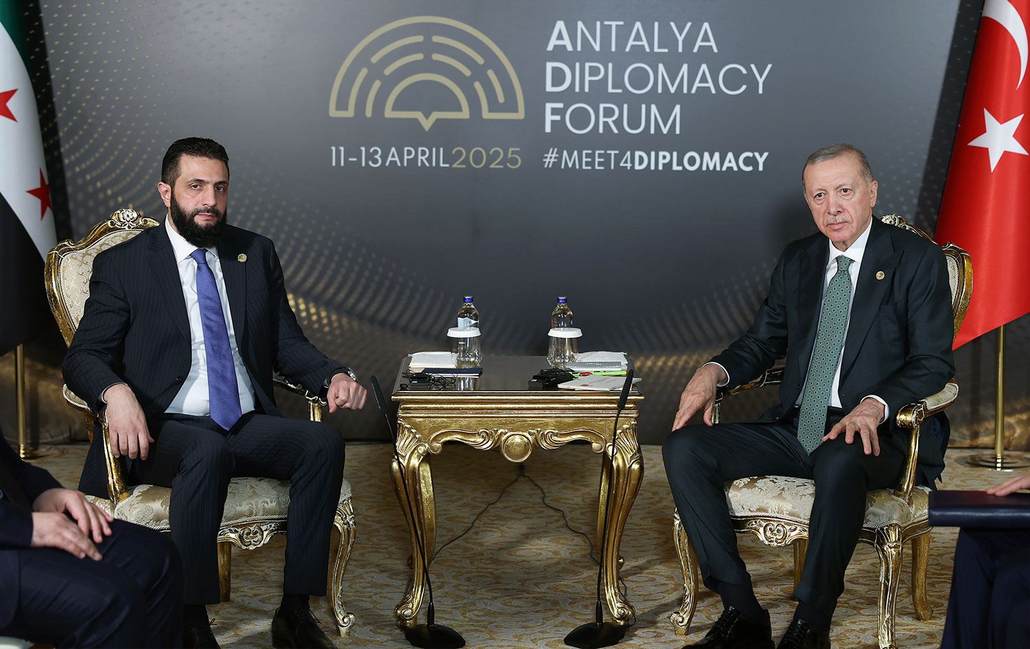 Erdoğan, Suriye Cumhurbaşkanı Şara ile görüştü