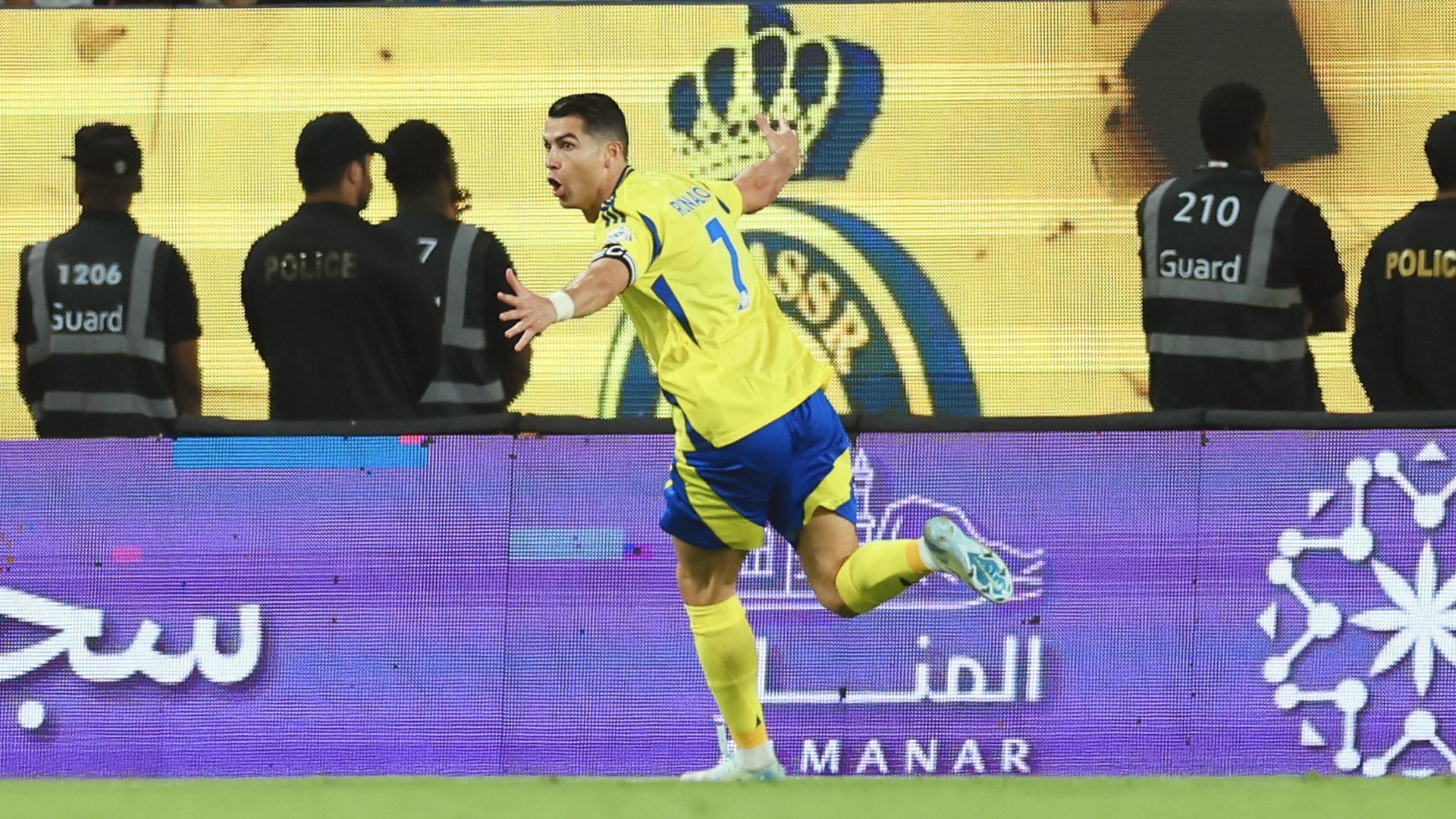 ڤیدیۆ؛ رۆناڵدۆ گۆڵێکی مێژوویی تۆمارکرد و نەسڕ بردییەوە