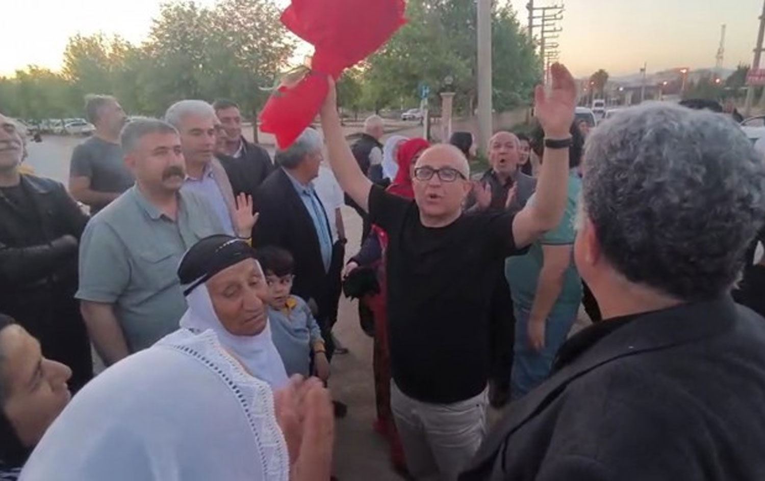 Cengîz Yusufoglu piştî 31 salan hat berdan / Wêne: MA