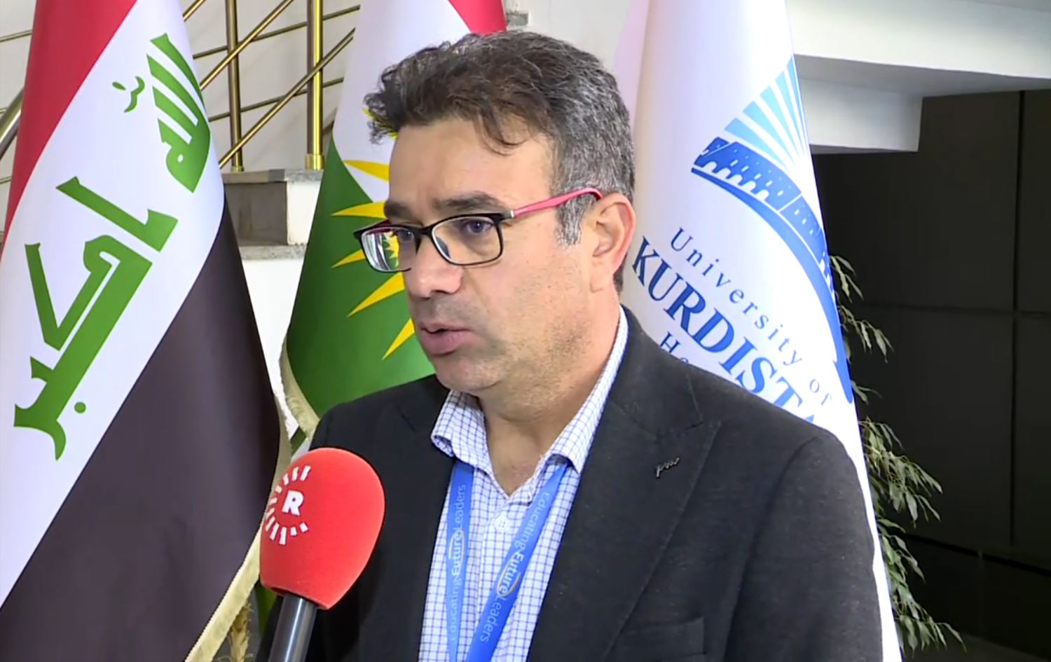 Akademîsyenê Beşa Kurdî ya Zanîngeha Artukluyê ya Mêrdînê Mîkaîl Bulbul / Wêne: Ji ber dîmenan, Rûdaw