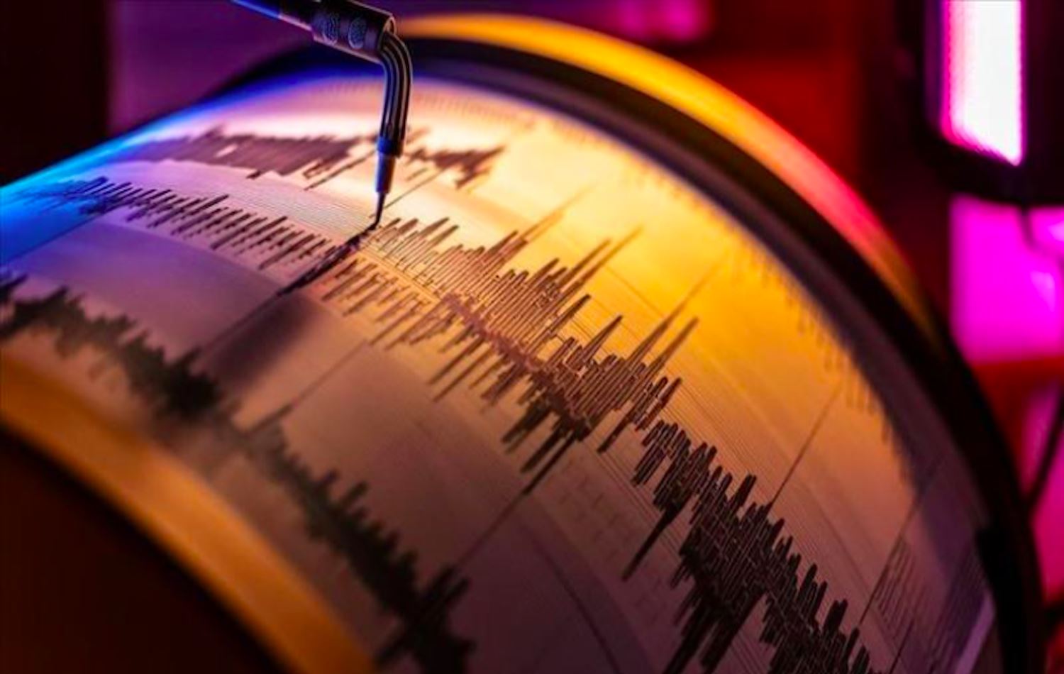 Türkiye bir süredir birbiri ardına depremler meydana geliyor