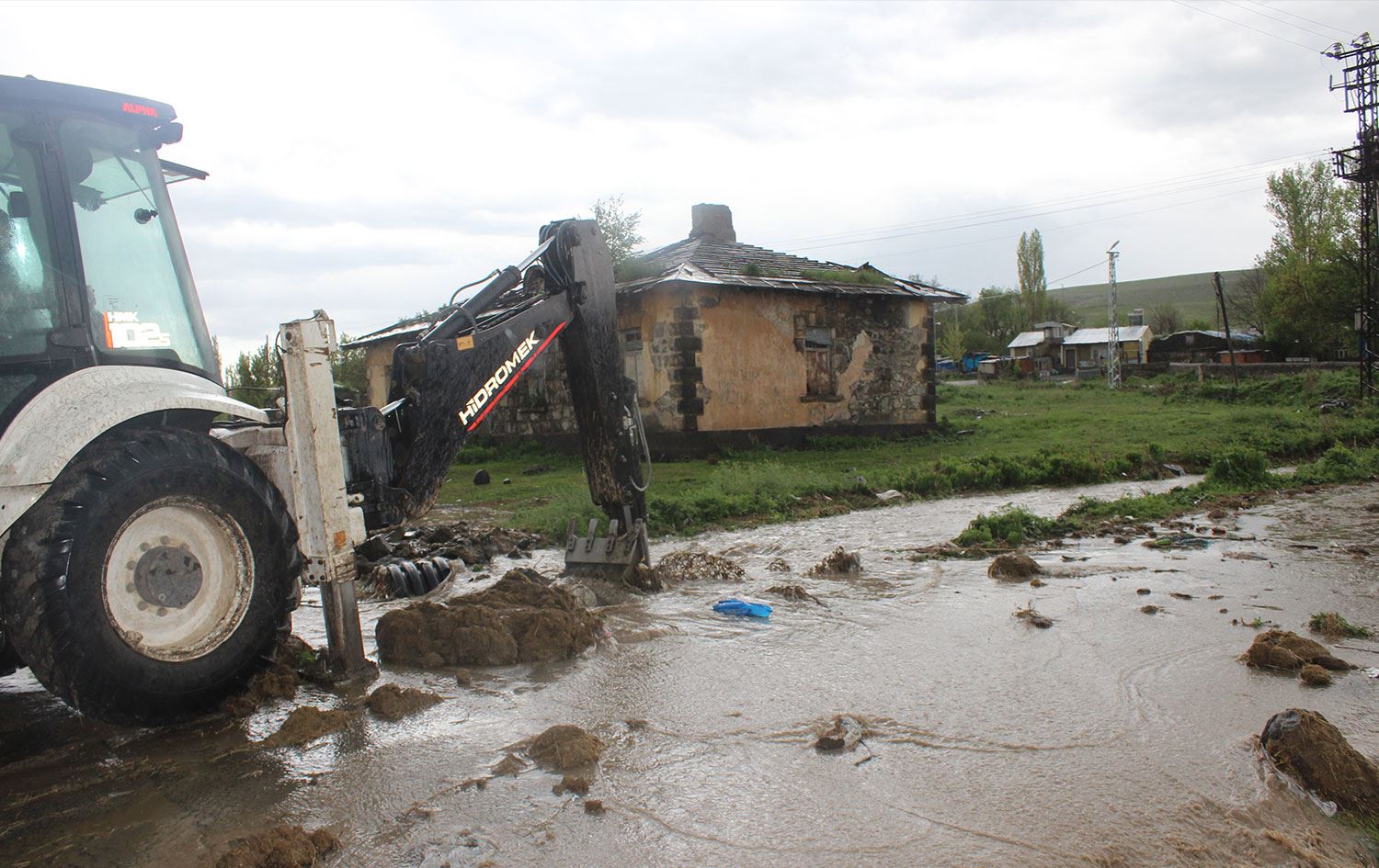 Kars'ta sağanak yağıştan bir kare Foto: AA