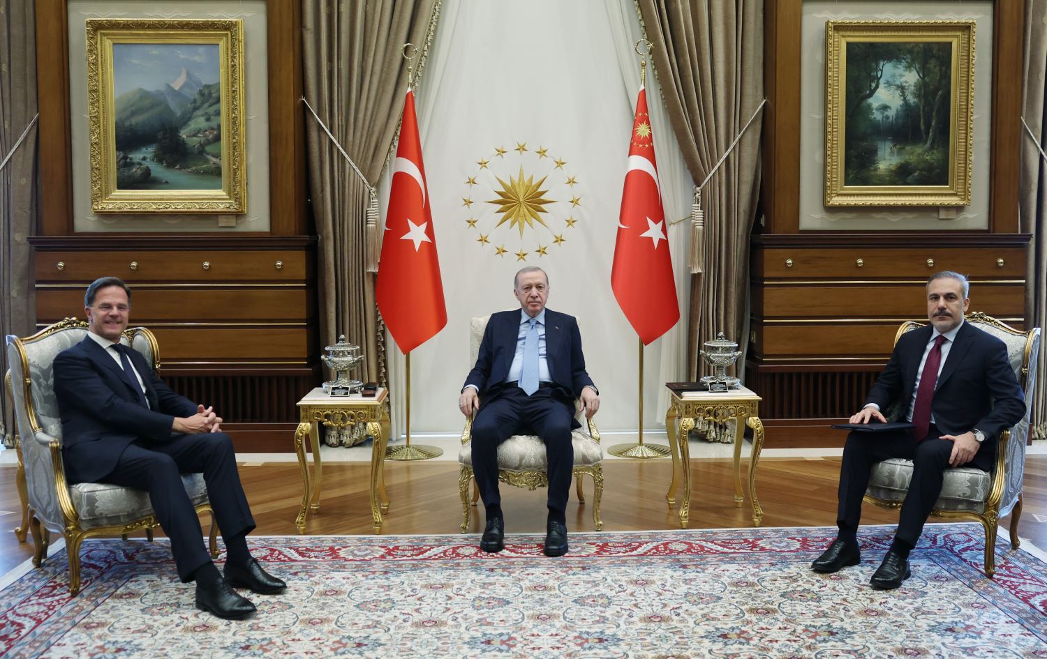  Mark Rutte, Recep Tayyîp Erdogan û Hakan Fîdan / Wêne: AA