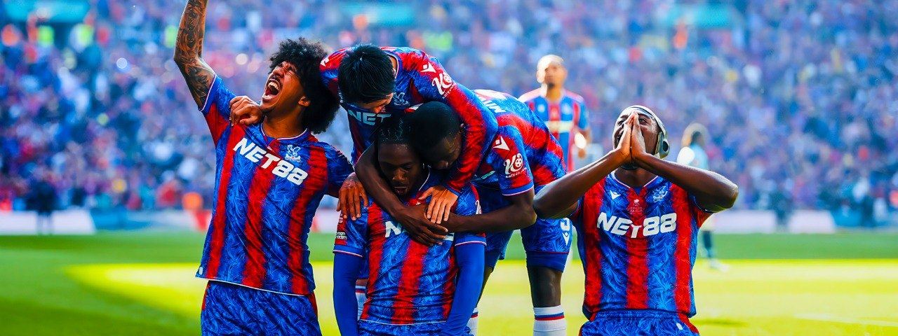 کریستاڵ پاڵاس بۆ یەکەمجار لە مێژوودا جامی یەکێتیی ئینگلتەرای بەدەستهێنا