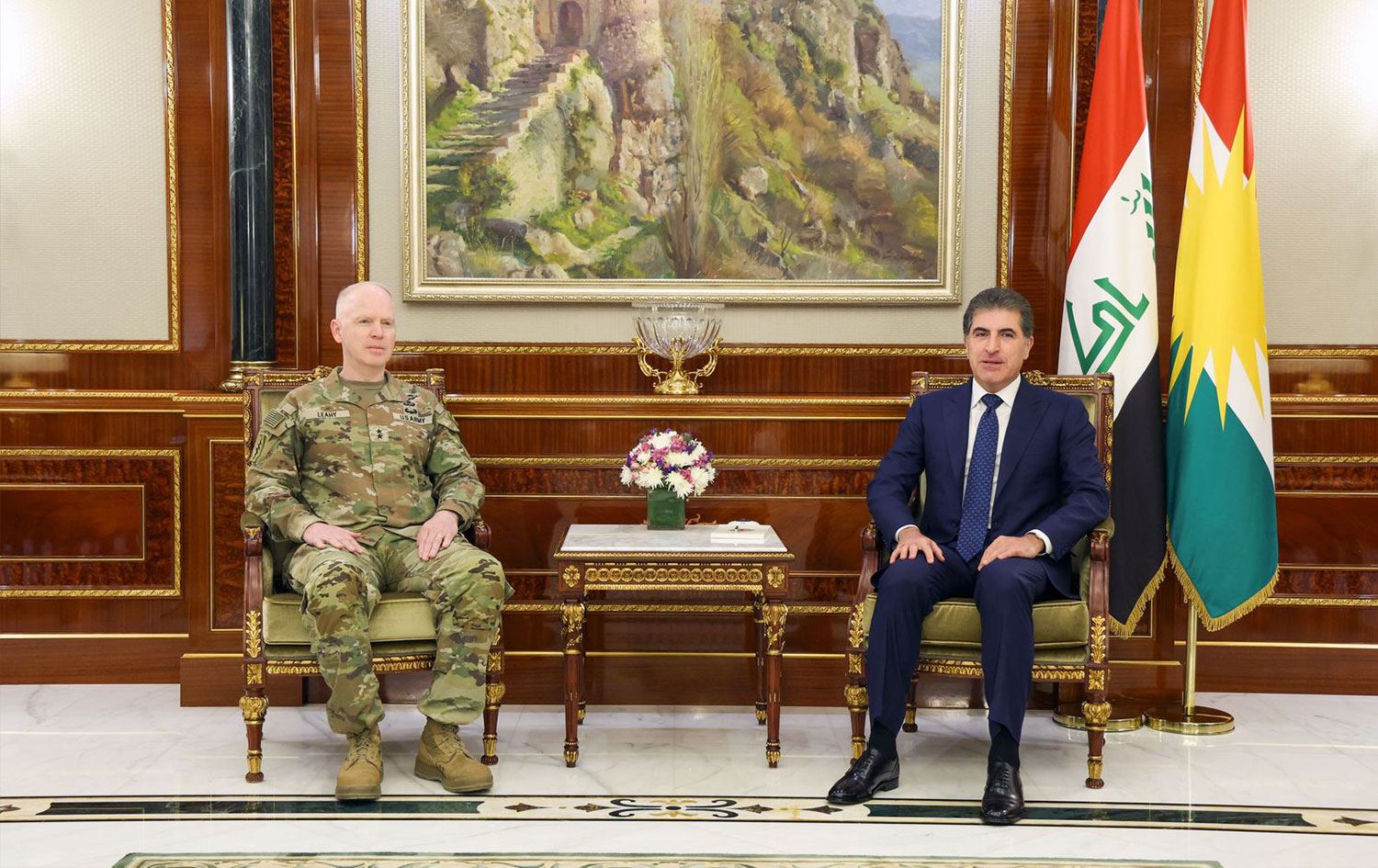 Kürdistan Bölgesi Başkanı Neçirvan Barzani & IŞİD Karşıtı Uluslararası Koalisyon Komutanı Kevin Leahy