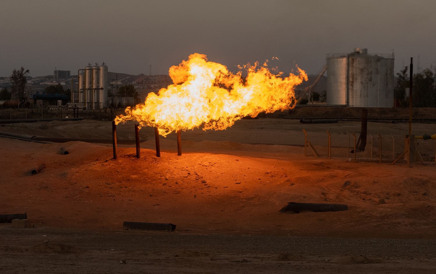 داهاتی نەوتی عێراق لە مانگی نیسان نزیکەی حەوت ملیار دۆلار بووە