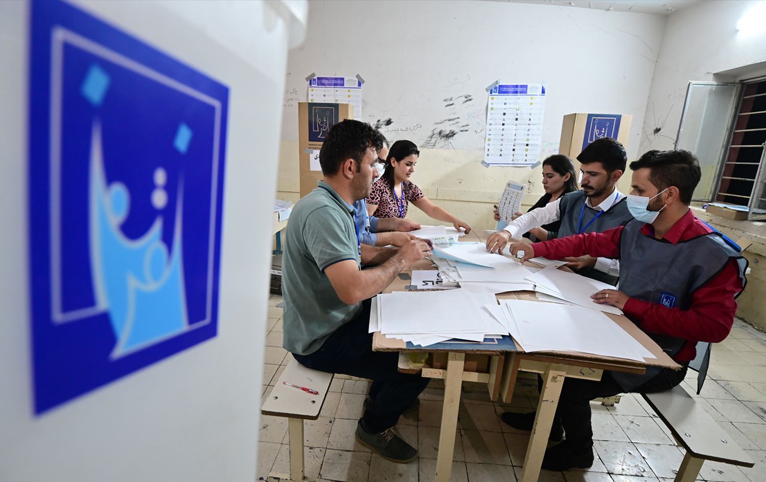 کۆمیسیۆن کاتی پێشکێشکردنى داواکارى بۆ کارمەندى سەر سندووقى دەنگدان دیاری کرد