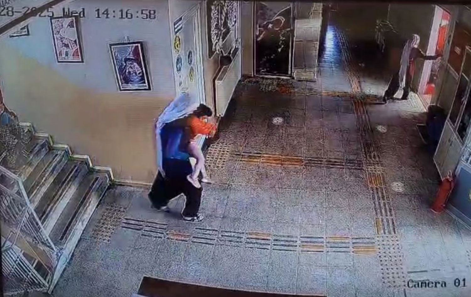 DÊRSIM - Zarokek bi hereketa Heimlichê hat xilaskirin