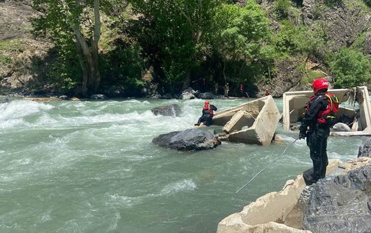 Xebatên lêgerîna Nêçîr Komê winda /Wêne: AA