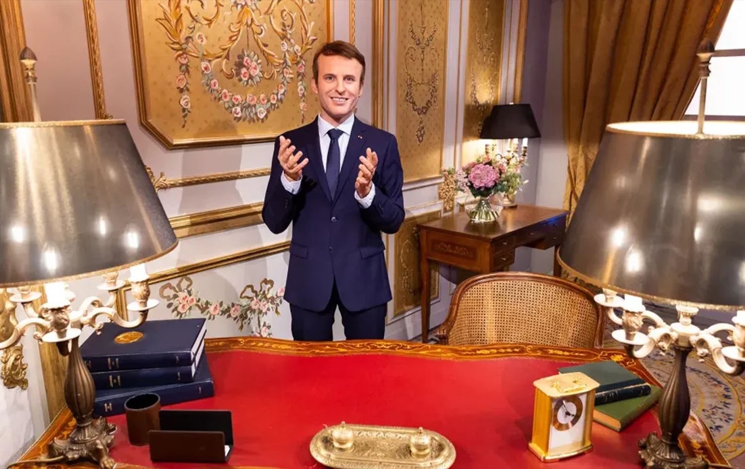 Cumhurbaşkanı Emmanuel Macron'un heykeli