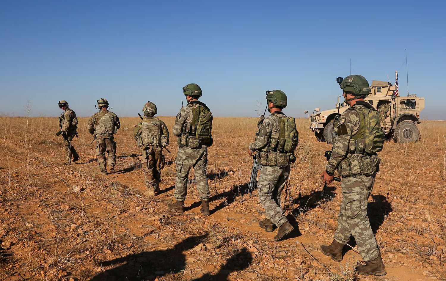 Komeke leşkerên Amerîkayê yên li Sûriyeyê\ Wêne: Arşîv