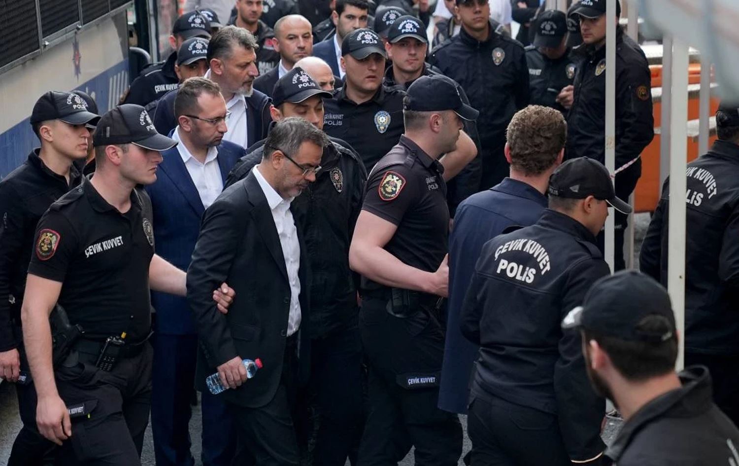 Girtina endamên CHPyê /Wêne: Arşîv