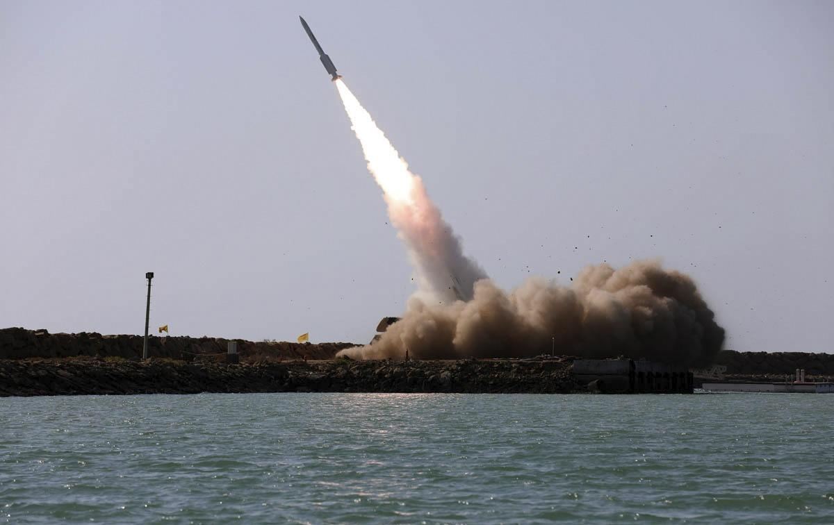 راپۆرتێک: ئێران مادەی پێویست بۆ دروستکردنی 800 مووشەکی بالیستی لە چین دەکڕێت