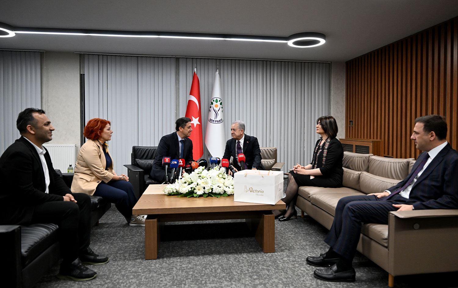 DEM Partî û MHP cejna hev pîroz kir /Wêne: Rûdaw