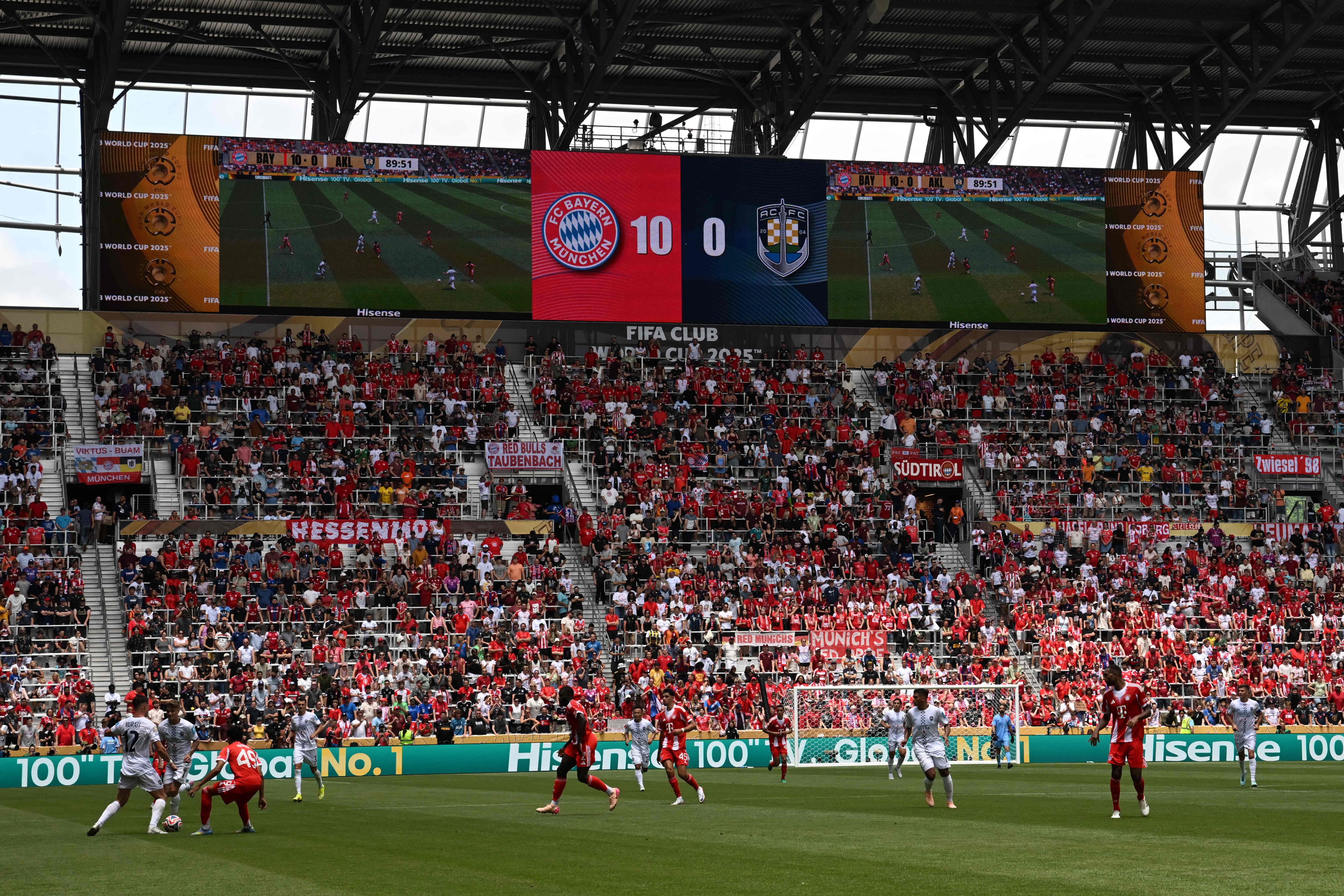 ڤیدیۆ؛ بایرن میونشن بردنەوەیەکی مێژوویی تۆمارکرد و 10-0 بردییەوە