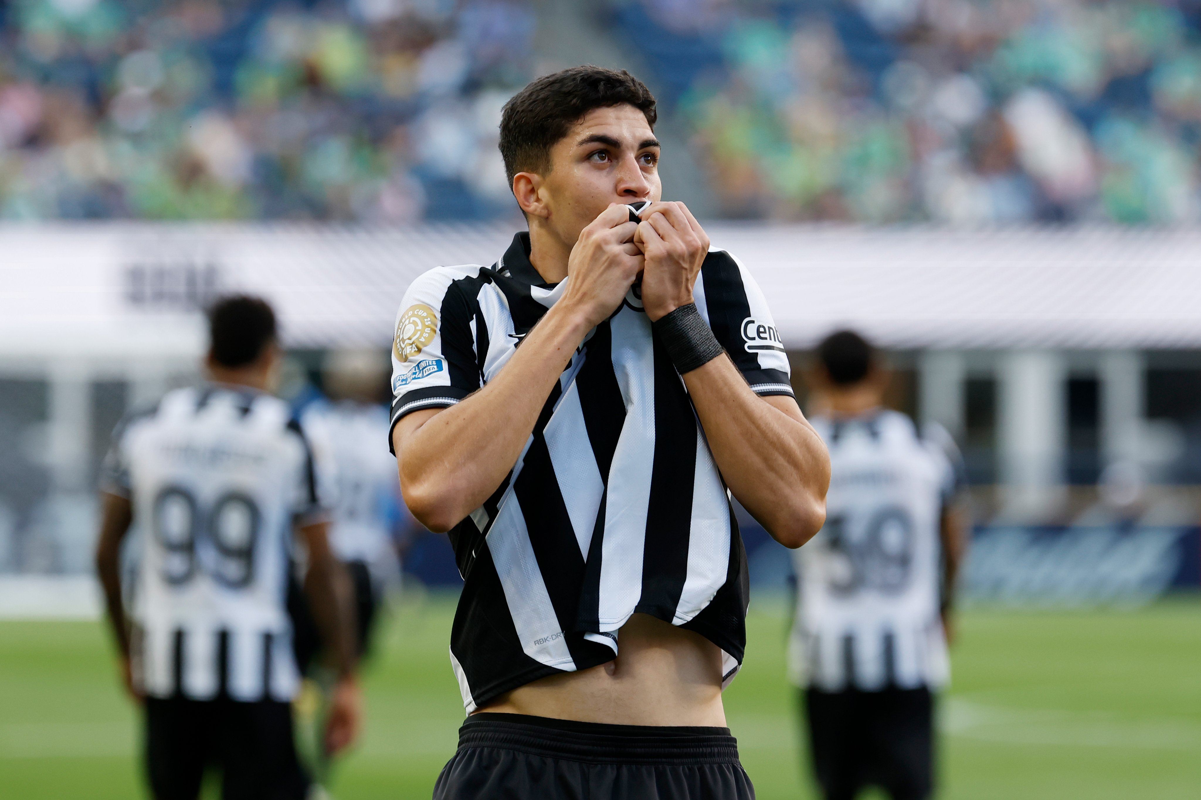 بۆتافۆگۆ 2-1 سیاتڵ