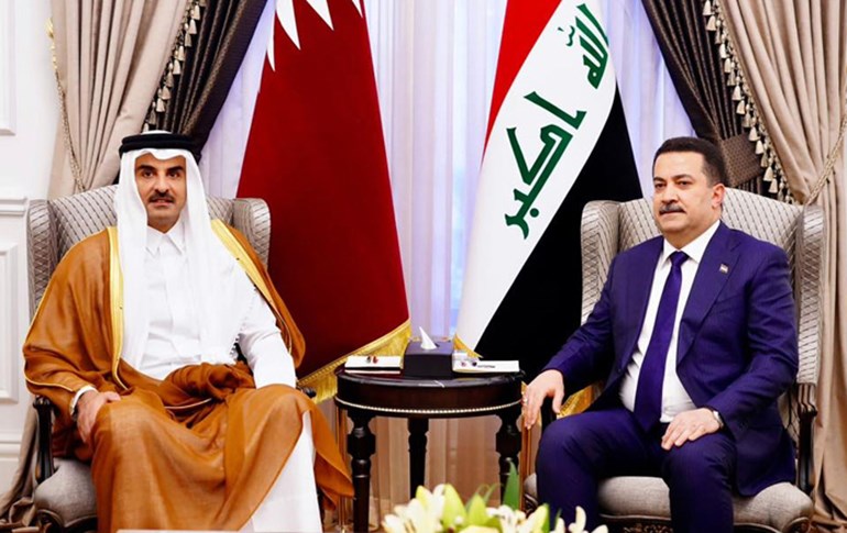 محەممەد شیاع سوودانی، سەرۆکوەزیرانی عێراق و شێخ تەمیم بن محەممەد ئال سانی، میری قەتەر.