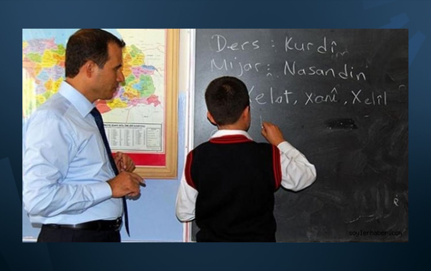 Mamoste û xwendekarek /Wêne: Arşîv