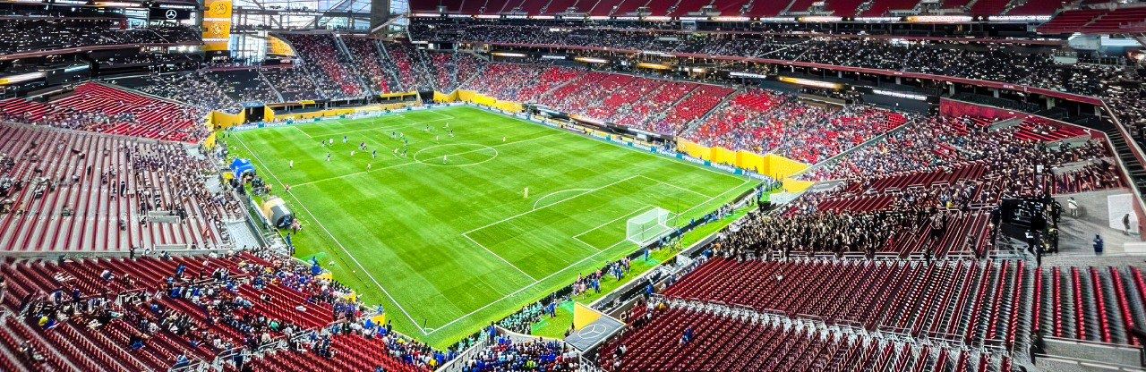 کورسییە بەتاڵەکانی مۆندیالی یانەکان .. فیفا لەنێوان سەرکەوتن و شکست