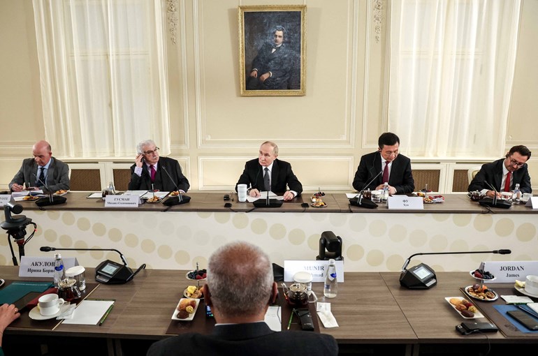 کۆبوونەوەکەی پووتین